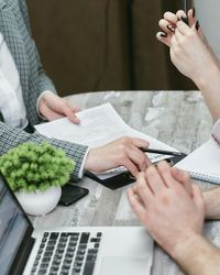 Training session for investment platform users